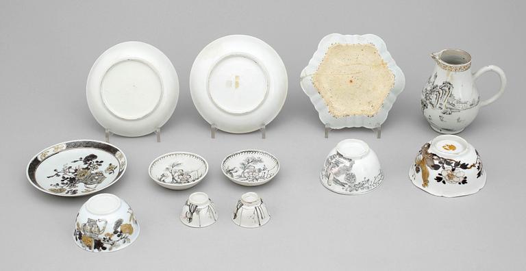 SERVISDELAR, 10 stycken, kompaniporslin. Qing dynastin, Qianlong (1736-95).