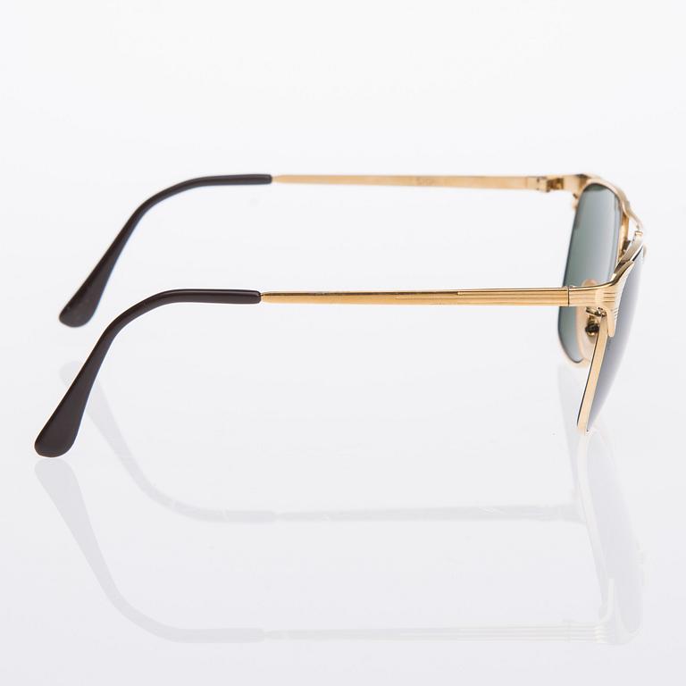 SOLGLASÖGON, "Signet", Ray-Ban.