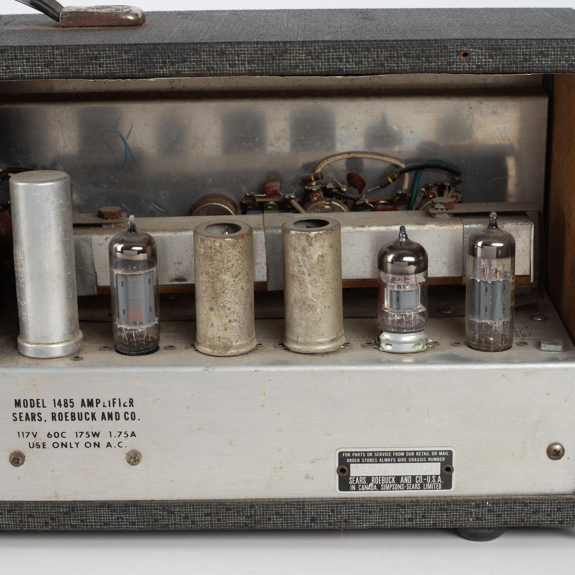 Sears, Silvertone, guitar amplifier, model 1495, USA 1960s.