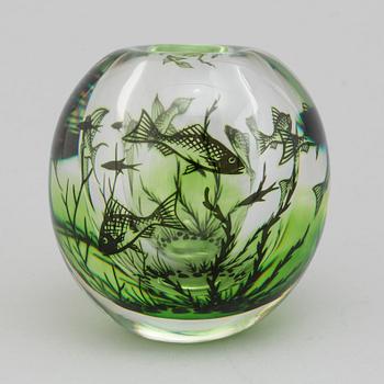 EDWARD HALD,a 'Fiskgraal' glass vase from orrefors, signed.