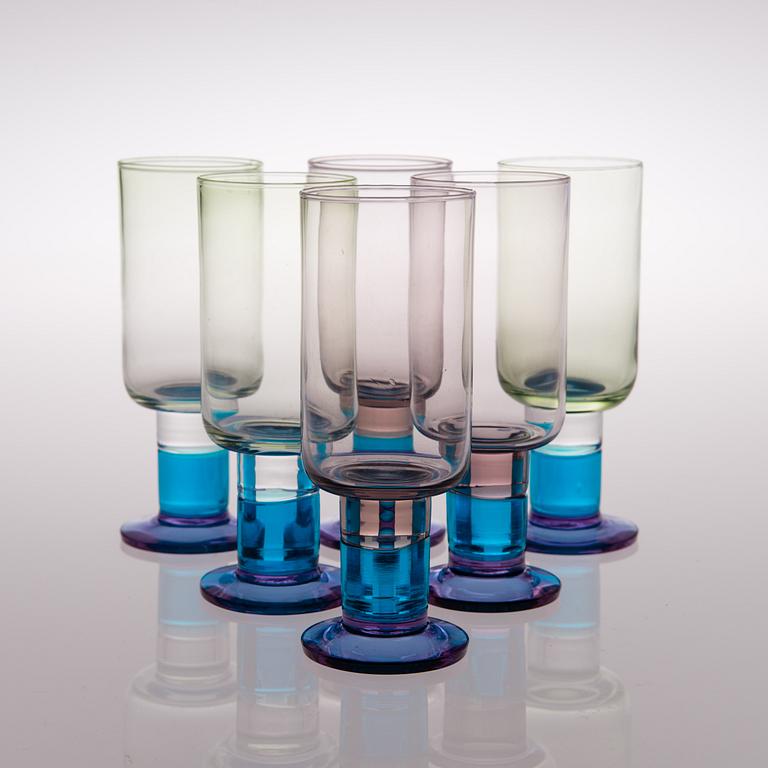 A set of six glasses manufactured by Nuutajärvi.