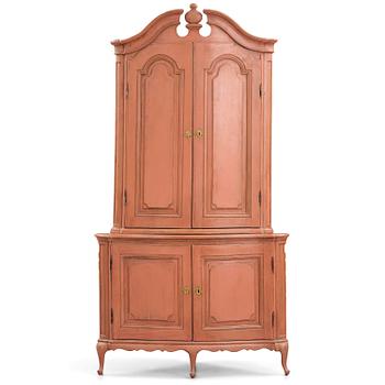 421. A rococo corner cabinet, later part 18th century.