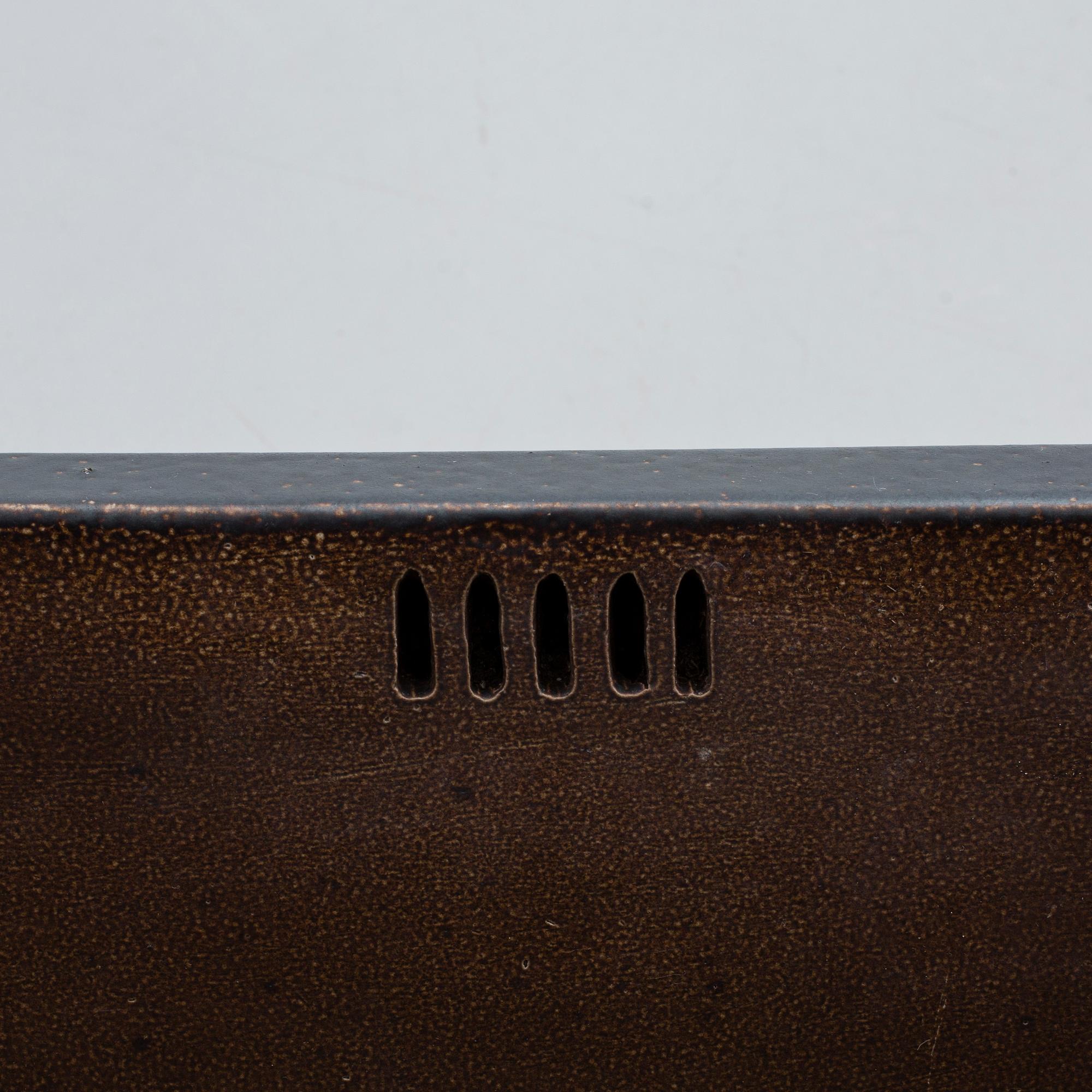 HANDFAT/VASK , saltglaserat stengods, Höganäs, 1900-talets första hälft.