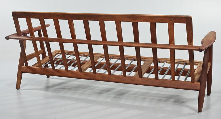 SOFFA, "Cigarren", "GE-240", Hans J Wegner, 1900-talets andra hälft.