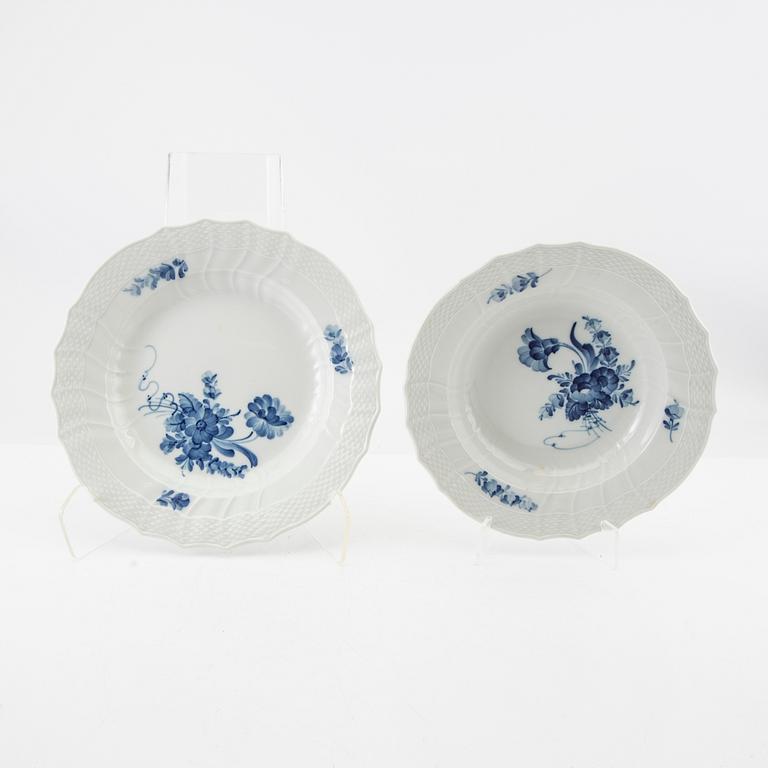 Service 98 pcs "Blue Flower" Royal Copenhagen Denmark 1894-1984.