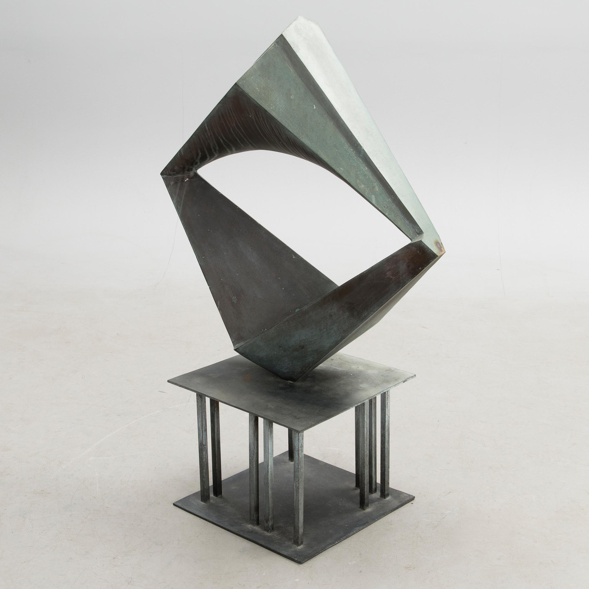 RAIMO UTRIAINEN, ABSTRACT.