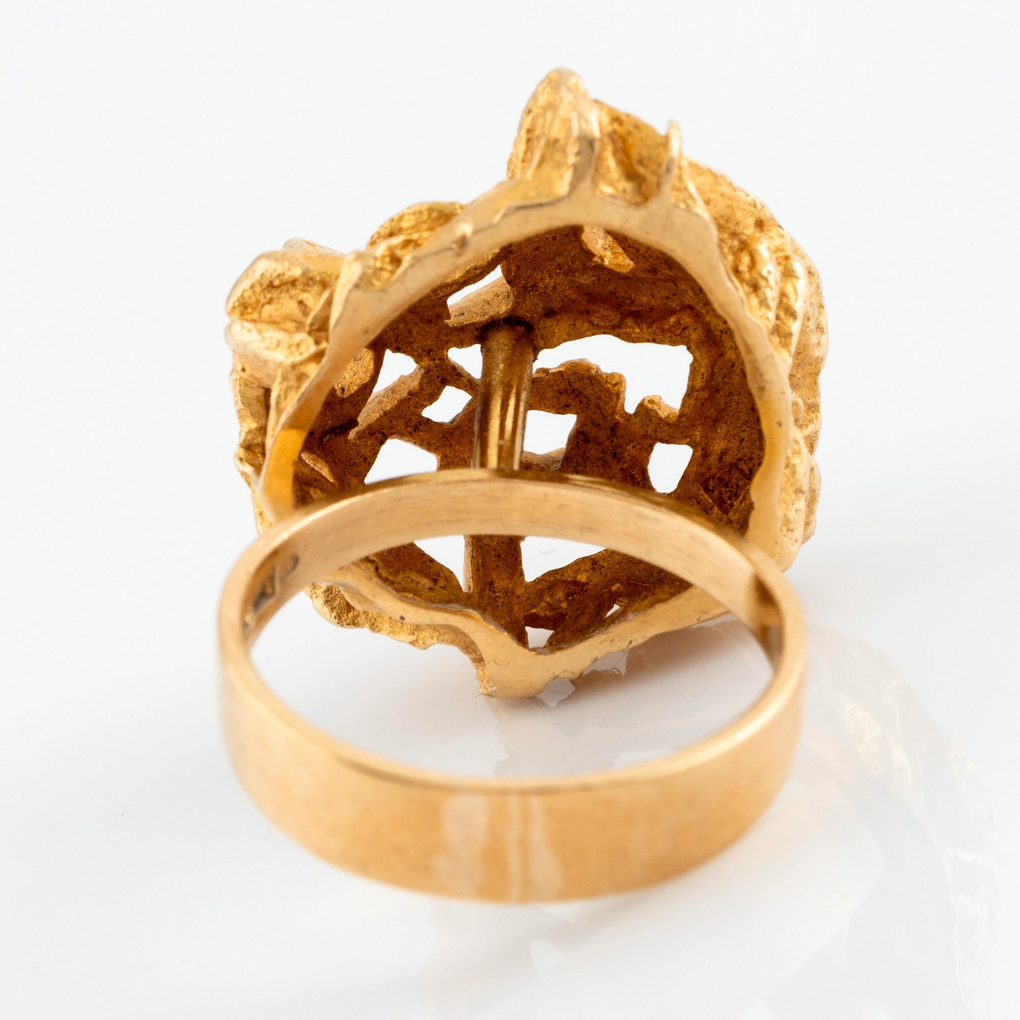 Ring, Lapponia, design Björn Weckström, "Kioto", 18K guld, Finland.