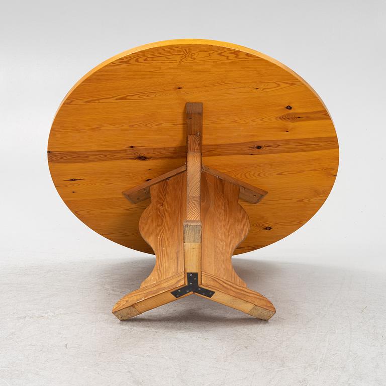 Nordiska Kompaniet, a stained pine coffee table, Sweden, late 1930s.