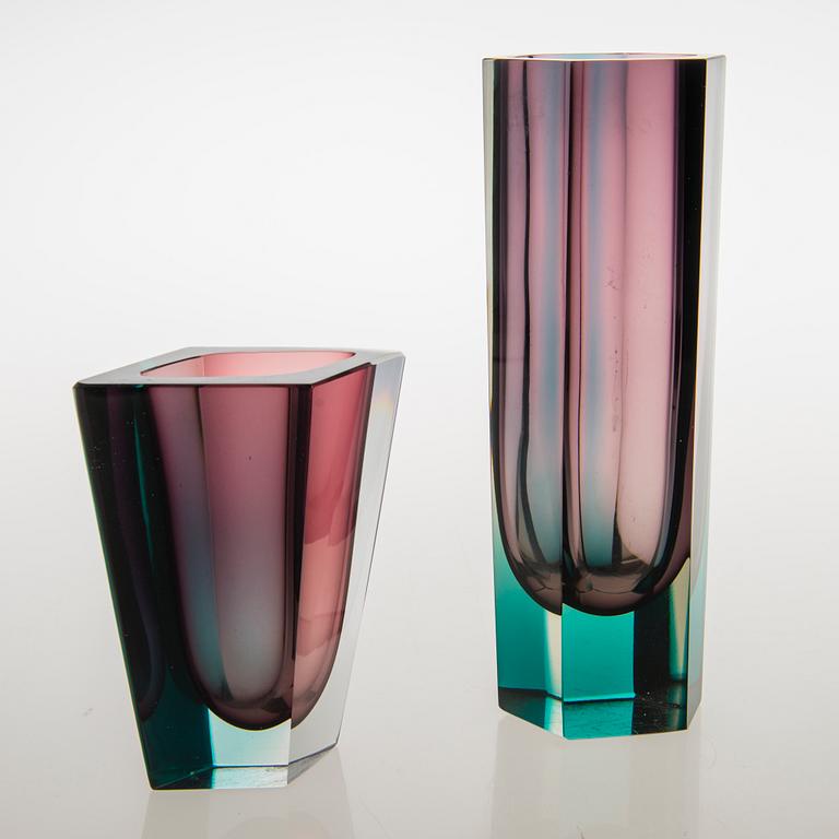 KAJ FRANCK, Two glass vases, signed. Nuutajärvi, Finland 1950/60s.