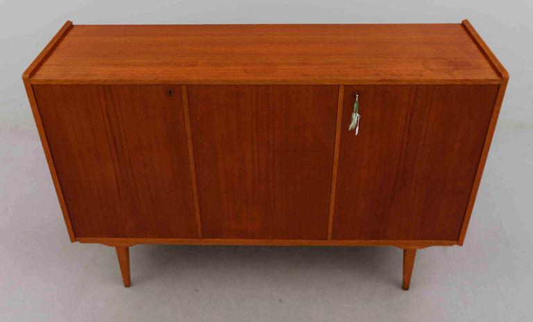 SIDEBOARD, 1900-talets andra hälft.