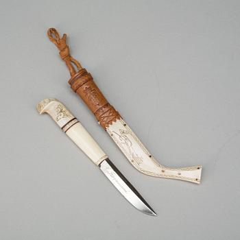 SAMEKNIV, signerad  Johannes Lauri, Rovaniemi.