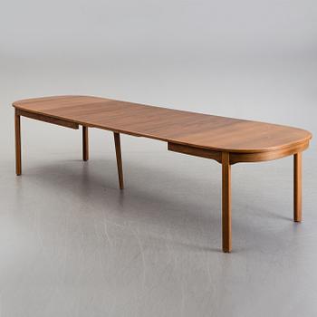 CARL MALMSTEN, matbord, "Ambassadör", Åfors Möbelfabrik.