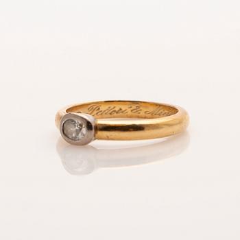 Ring, 18K gold with diamond.
