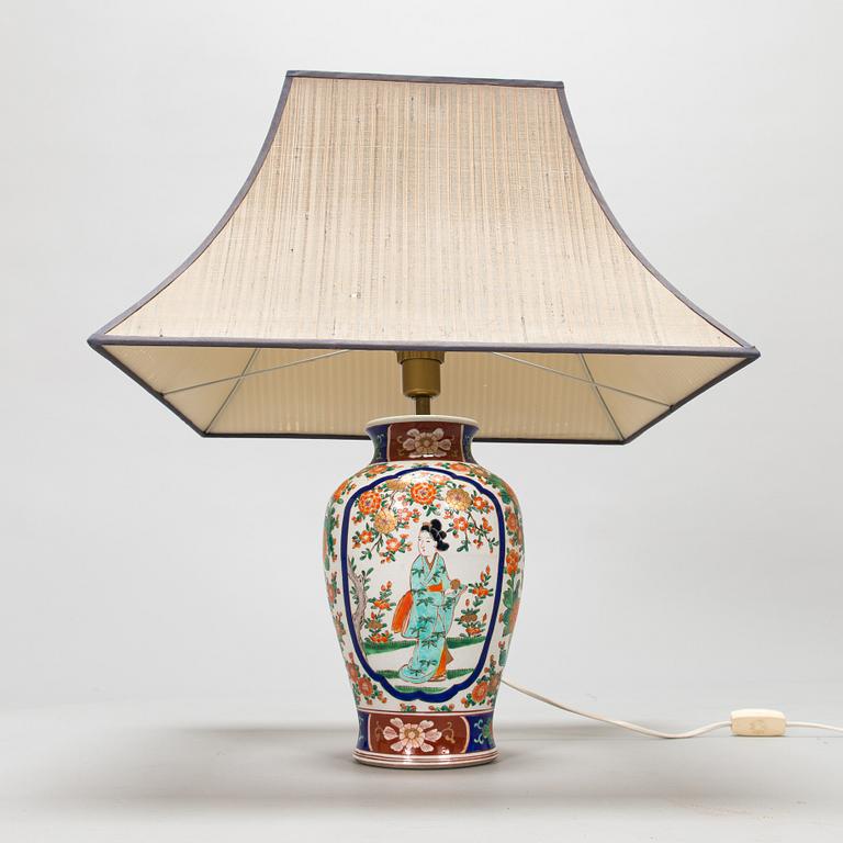 A Chinese porcelain table light from the first half of the 20th Century.