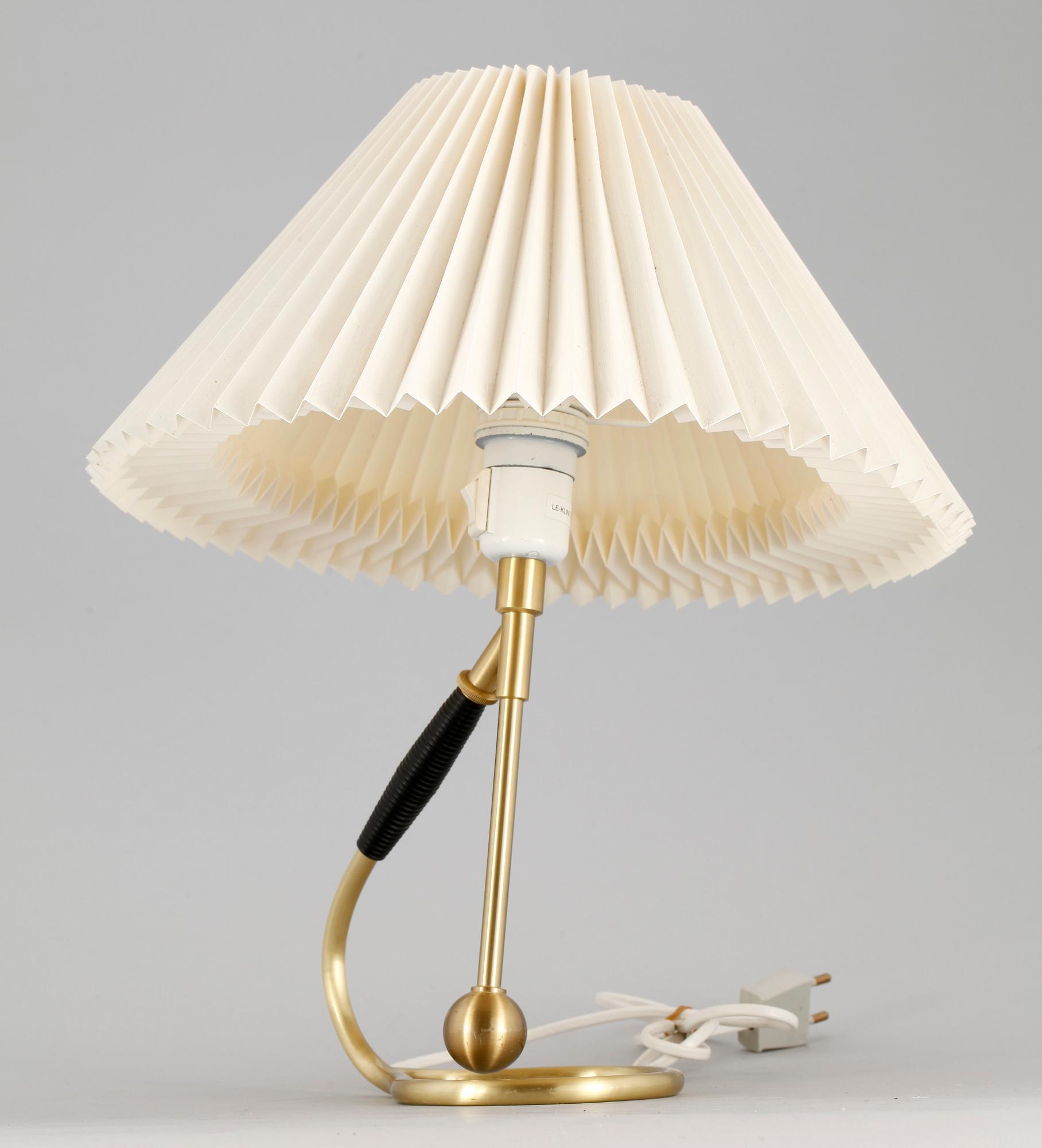 BORDS/VÄGGLAMPA, Le Klint, 306, Kaare Klint, Danmark.