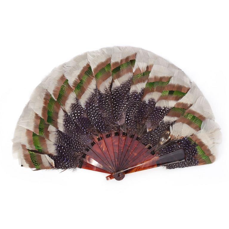 FOLDING FAN, 4 pieces, Southeast Asia from the first half of the 20th century.