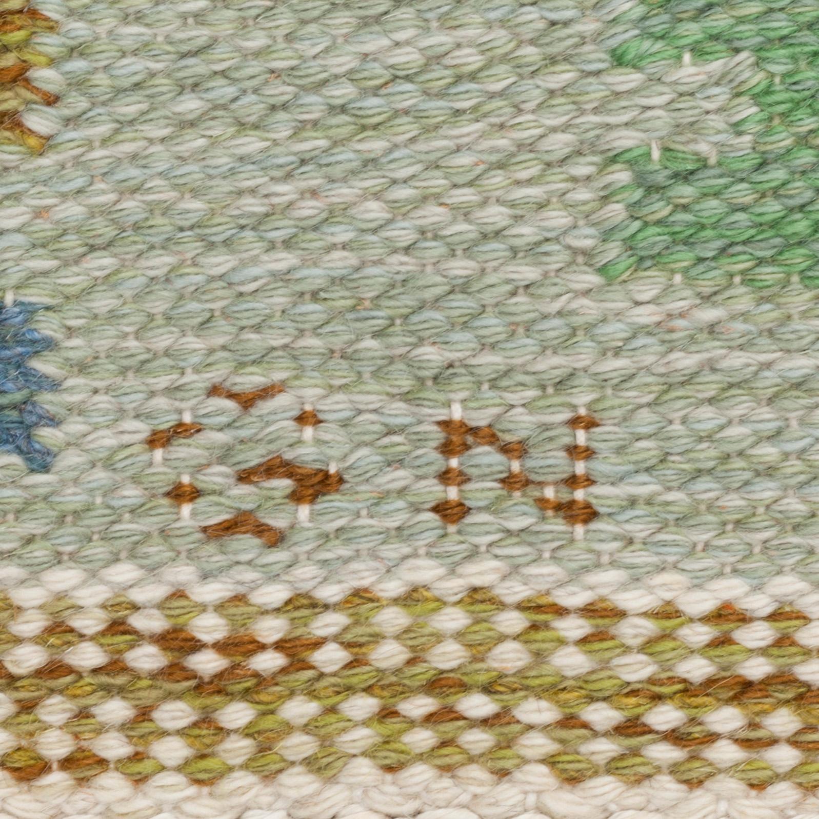 MATTO, flat weave, ca 306 x 202 cm, signed GN. Sweden, first half of the 20th century.