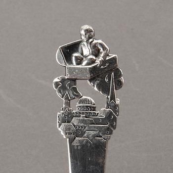 CUTLERY, 33 pcs, silver, H C Andersen motifs, Denmark mid 20th century, 631g.