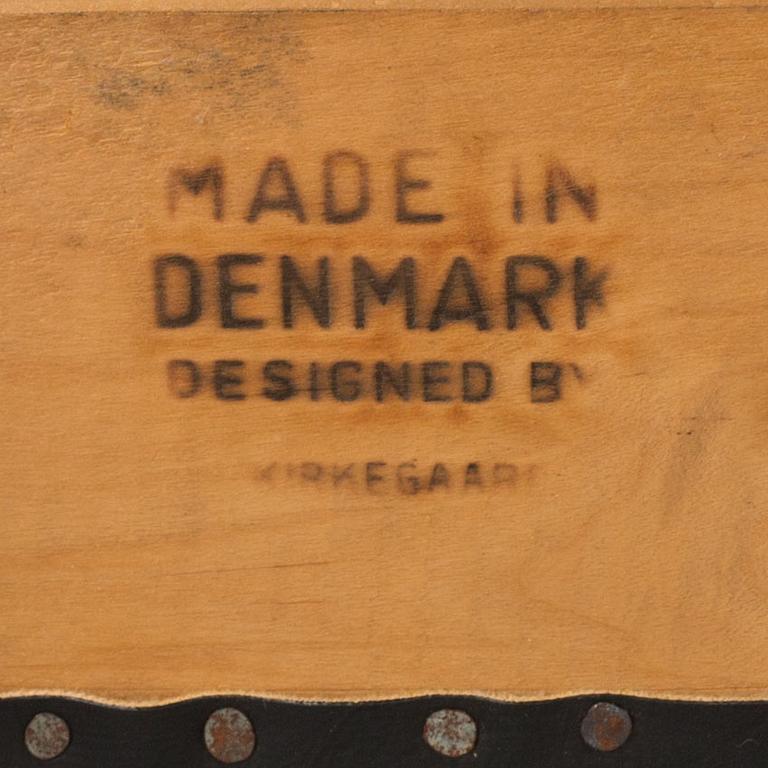 A DANISH ERIK KIRKEGAARD CHAIR.