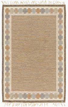 Ingegerd Silow, Rug, flat weave, signed IS, Approx. 245 x 162 cm.
