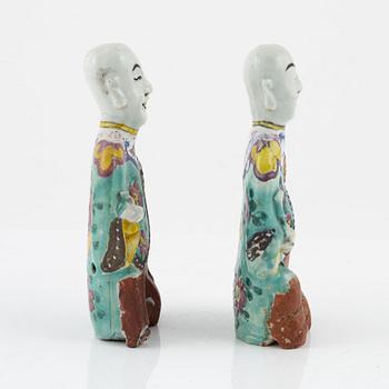 Two Chinese porcelain figurines, Qing dynasty, 19th Century.