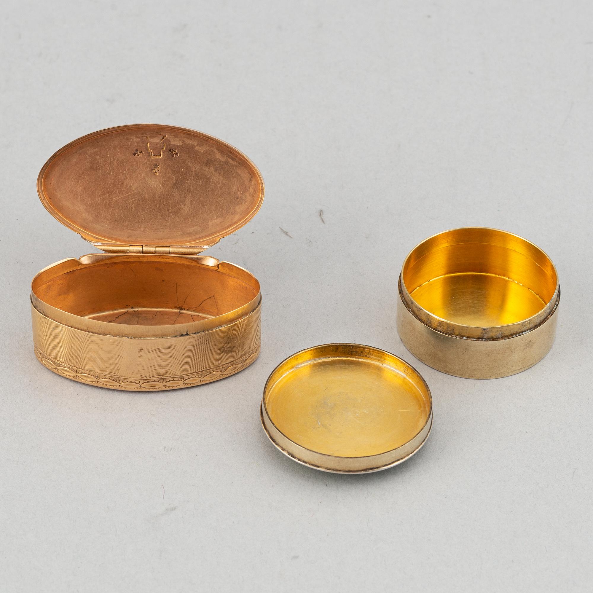 Dosa, guld, samt dosor, 4 st, silver. 1800-1900-tal.