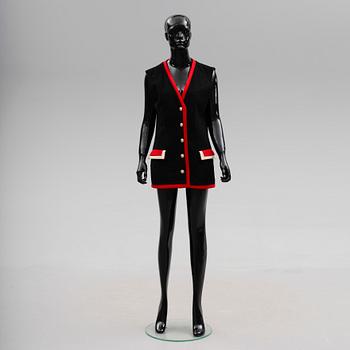 VÄST, Versace Jeans Couture.
