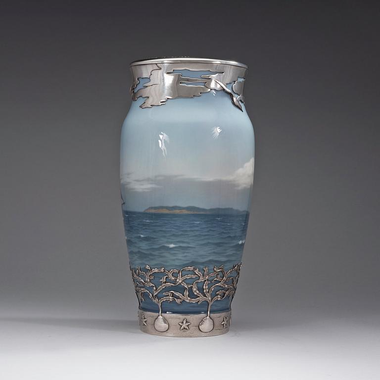 ANTON MICHELSEN & ROYAL COPENHAGEN, vas, Köpenhamn 1925, sterling och porslin.