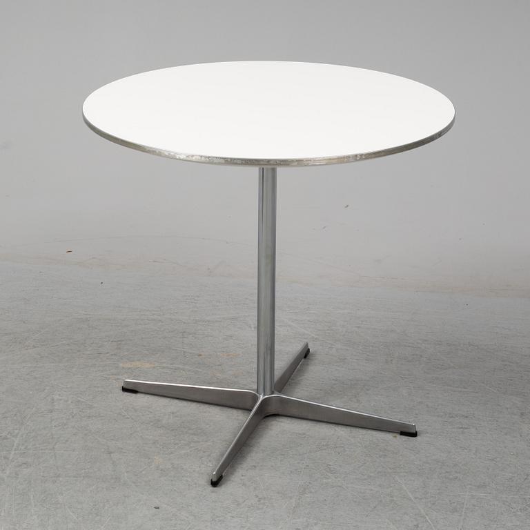 A table by Arne Jacobsen for Fritz Hansen.