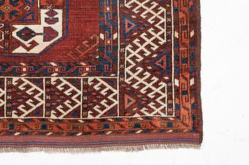 Carpet Erzari approx. 428 x 225 cm.