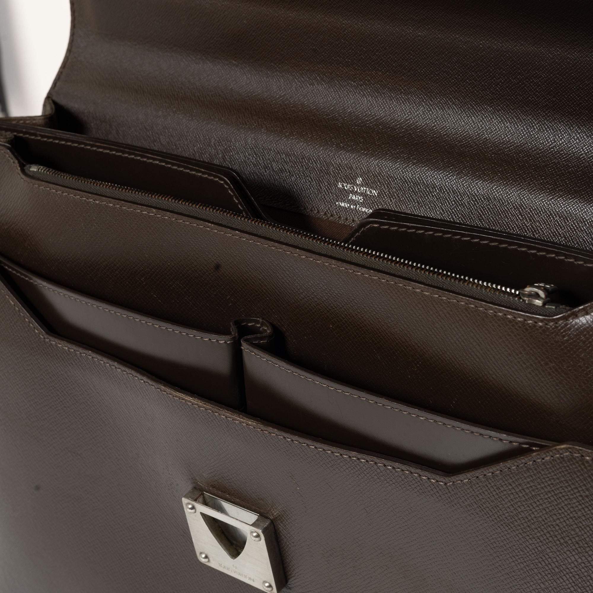 Louis Vuitton, briefcase, 'Neo Robusto'.
