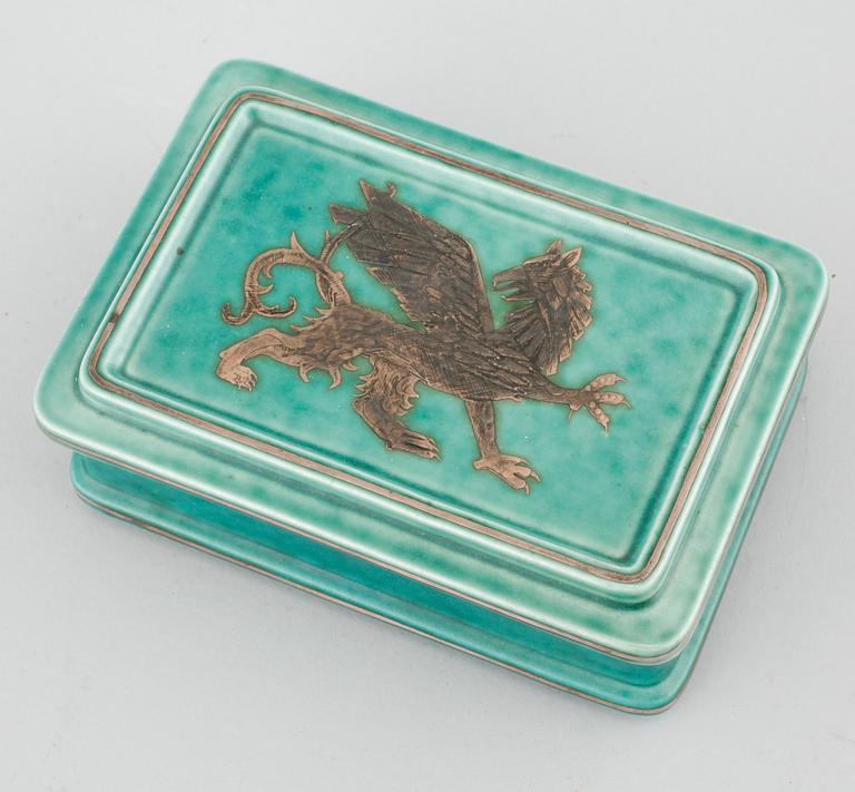 A stoneware box by Wilhelm Kåge for Gustavsberg, 20th century.