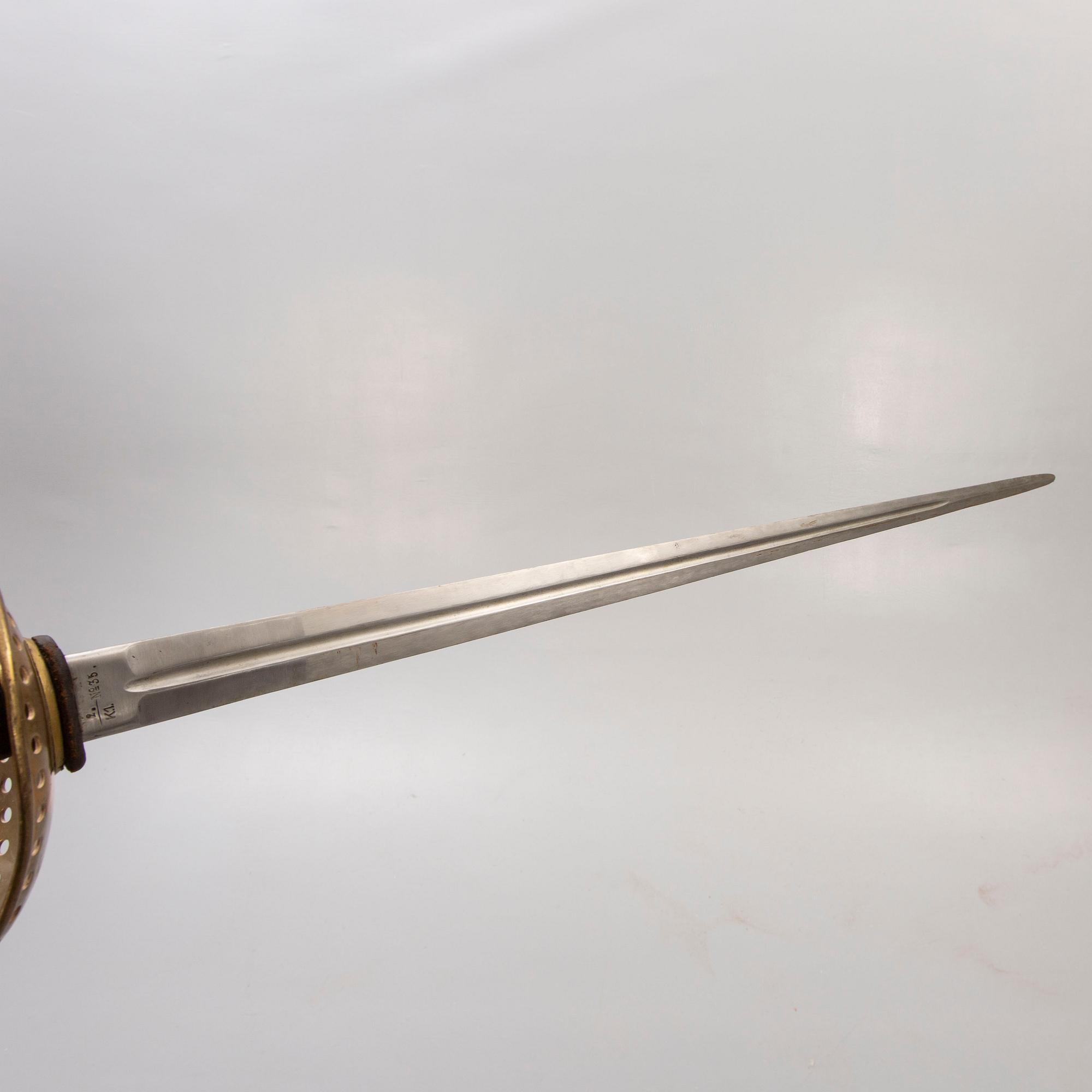 A Swedish cavalry sword 1893 pattern, with scabbard.