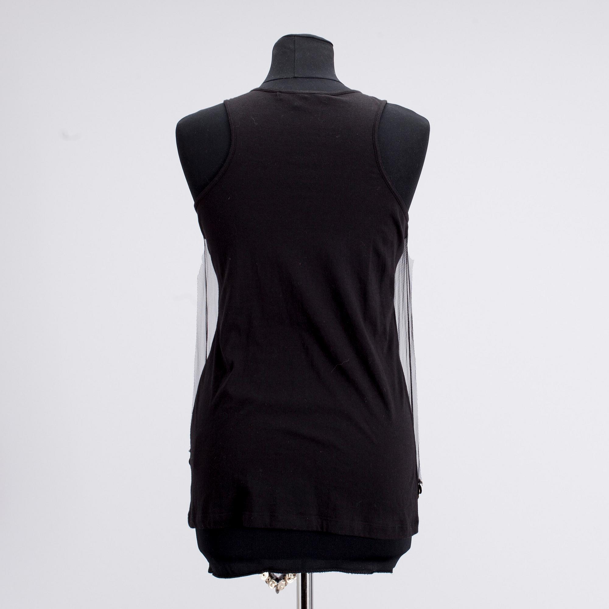 TOPP, Givenchy.