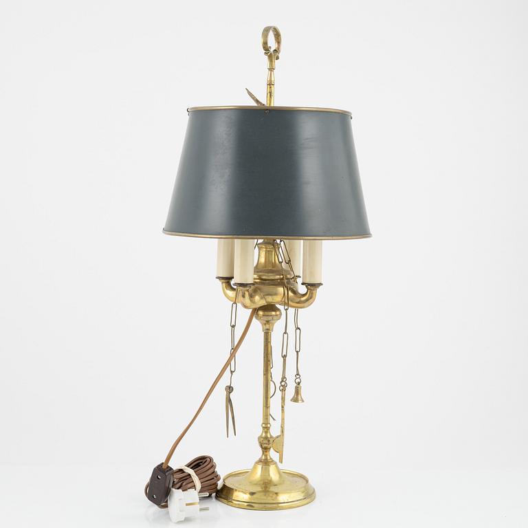 A library table lamp, 20th century.