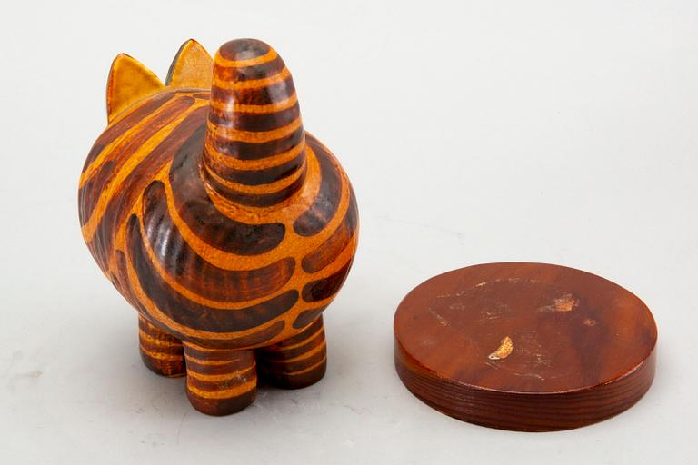 Lisa Larson, a stoneware figurine from Gustasvberg.
