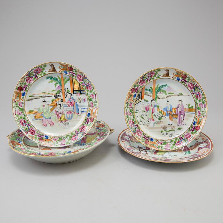Three chinese famille rose dishes and one hot water dish, 18th and 19th century.