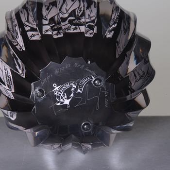 Per B. Sundberg, vas, litograal-teknik, Orrefors 2003.