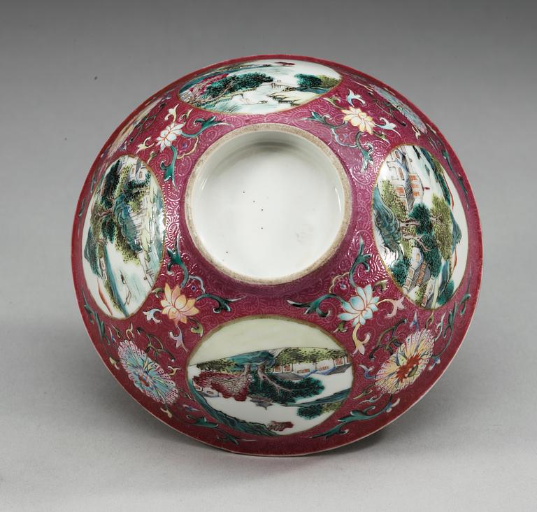 A famille rose 'sgrafitto' bowl, late Qing dynasty.