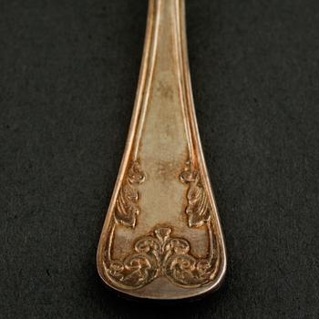 A silver set of table ware, 27 pcs, 19th and 20th century.
