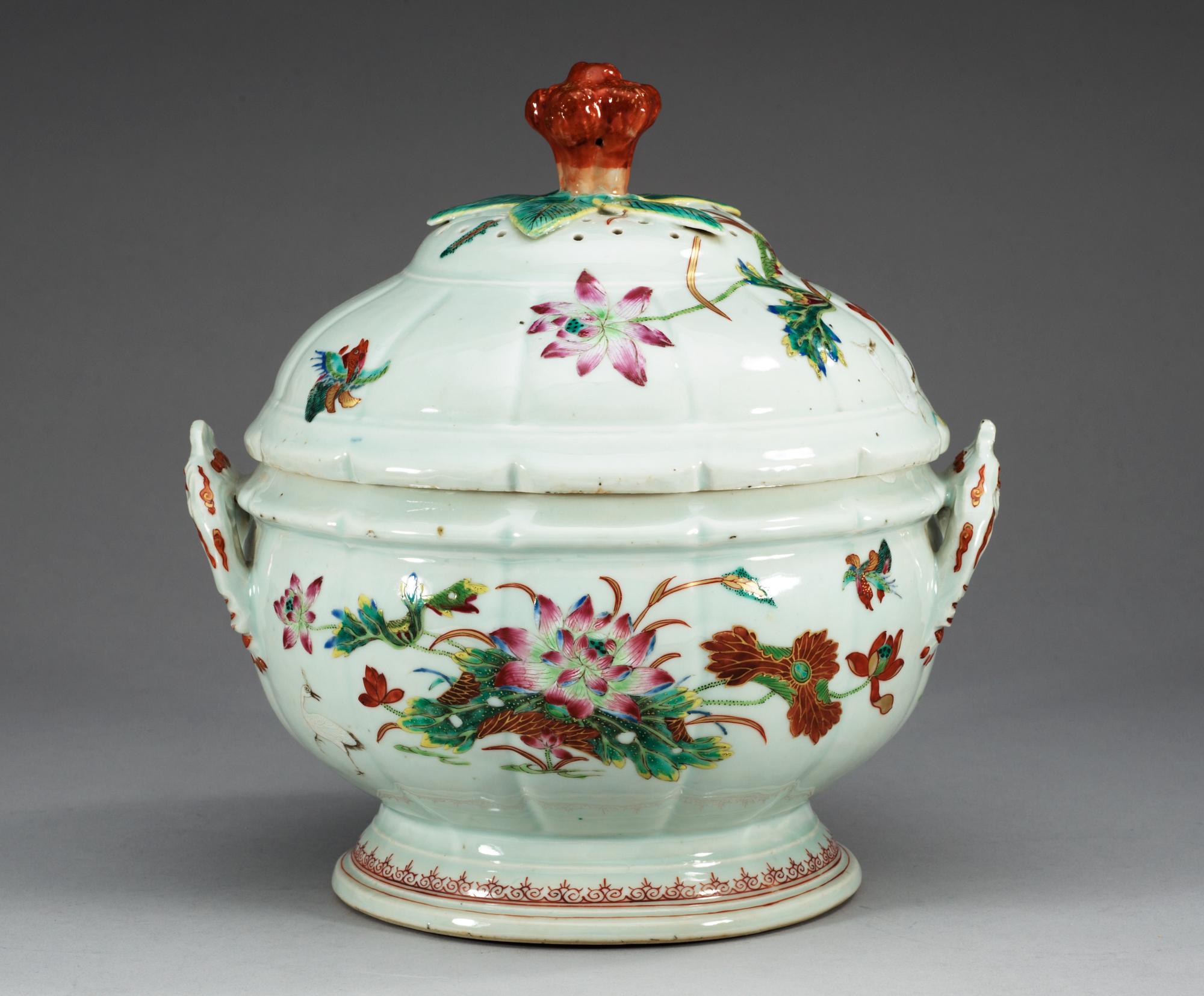 A famille rose tureen with cover, Qing dynasty, Qianlong (1736-95).