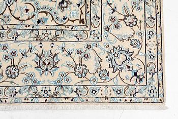 Carpet, Nain, approx. 305 x 200 cm.