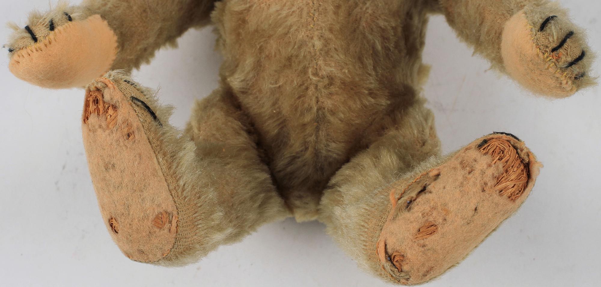 MJUKDJUR, 2 st, troligen Steiff. 1900-tal.
