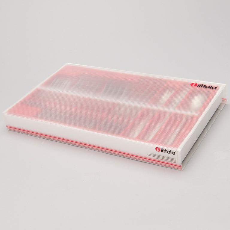 NANNY STILL, ATERINSARJA, 24 osaa, "Mango" Iittala, signeerattu alkuperäispakkaus Nanny Still 3/2 -03.