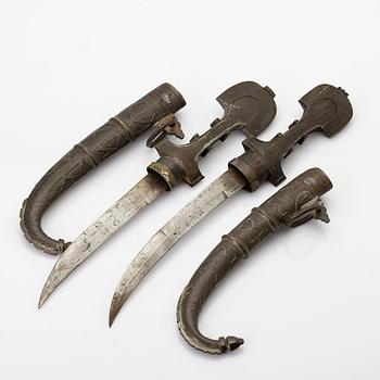 Two oriental daggers, 19th century.
