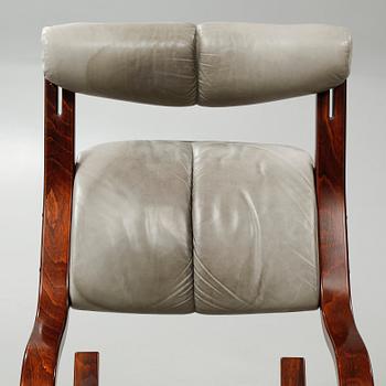 A "Gravity Balans" rocking chair, deisgned by Peter Opsvik, model launched 1983.