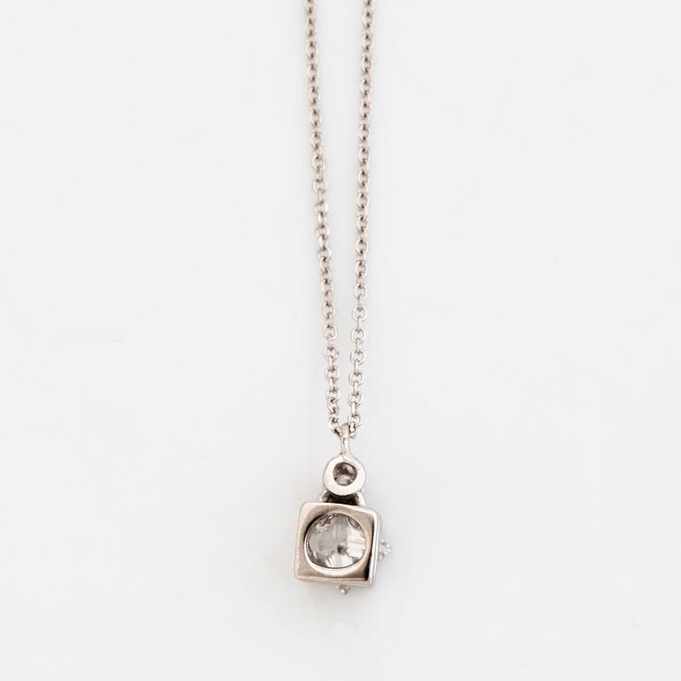 Princess and brilliant cut diamond necklace.