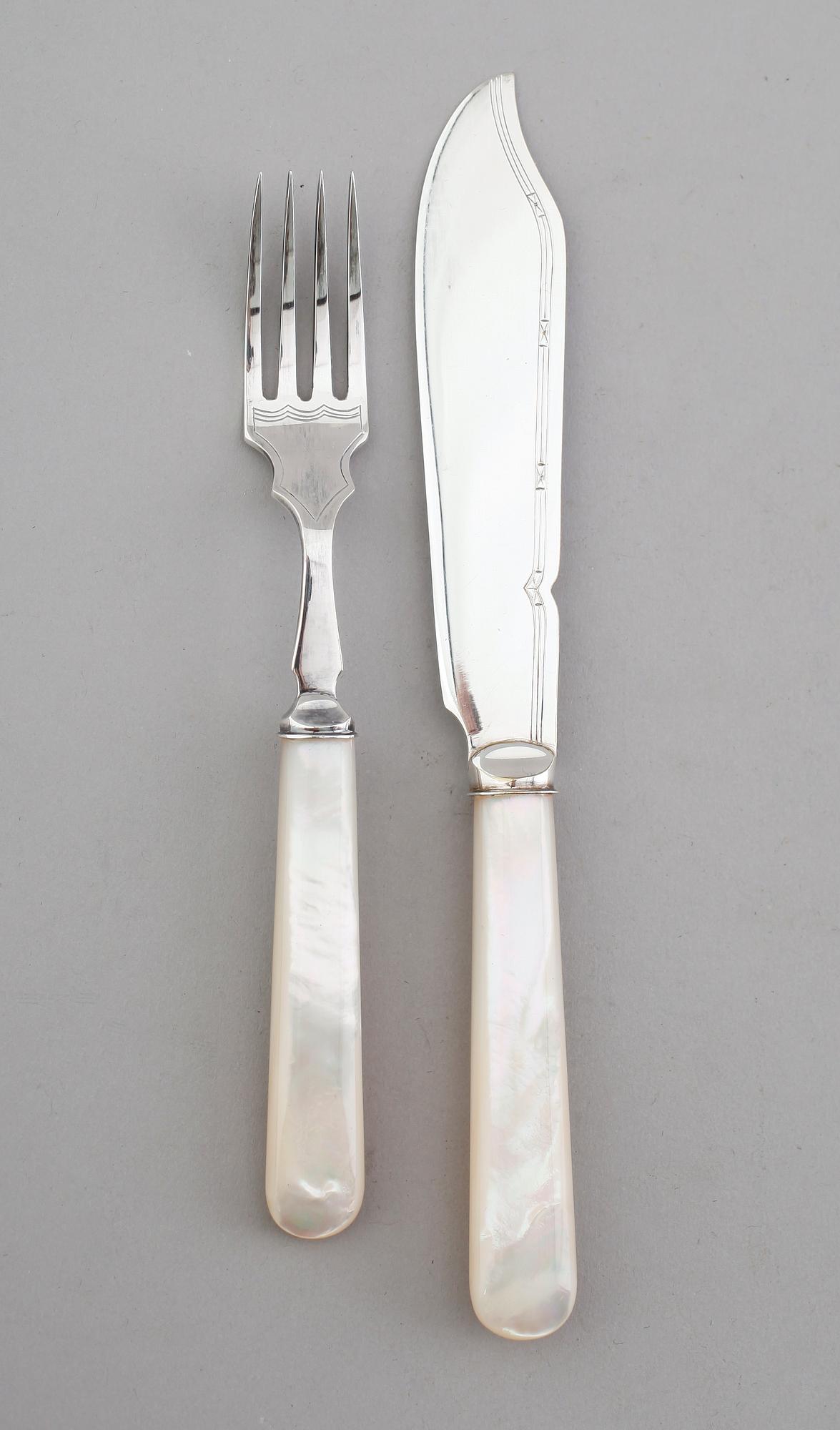 FISKBESTICK, 14 delar, England, 1900-talets andra hälft.