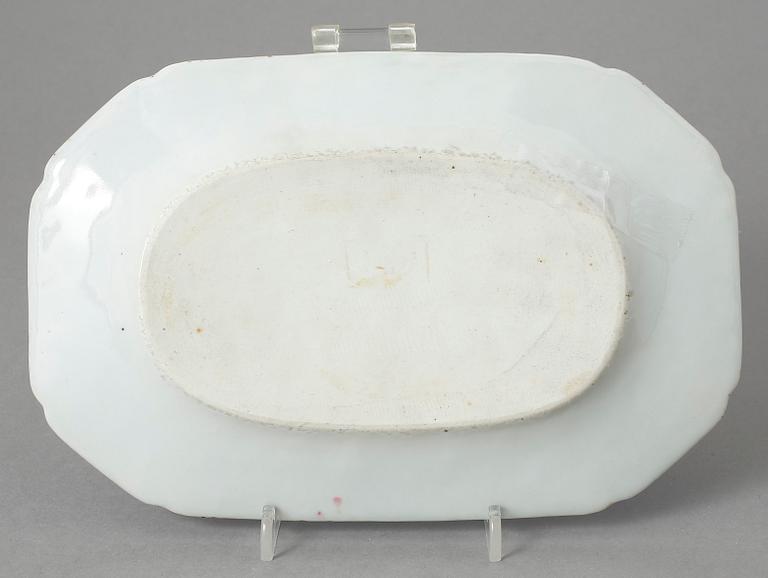 STEKFAT, porslin, Qianlong, Kina 1700-tal.