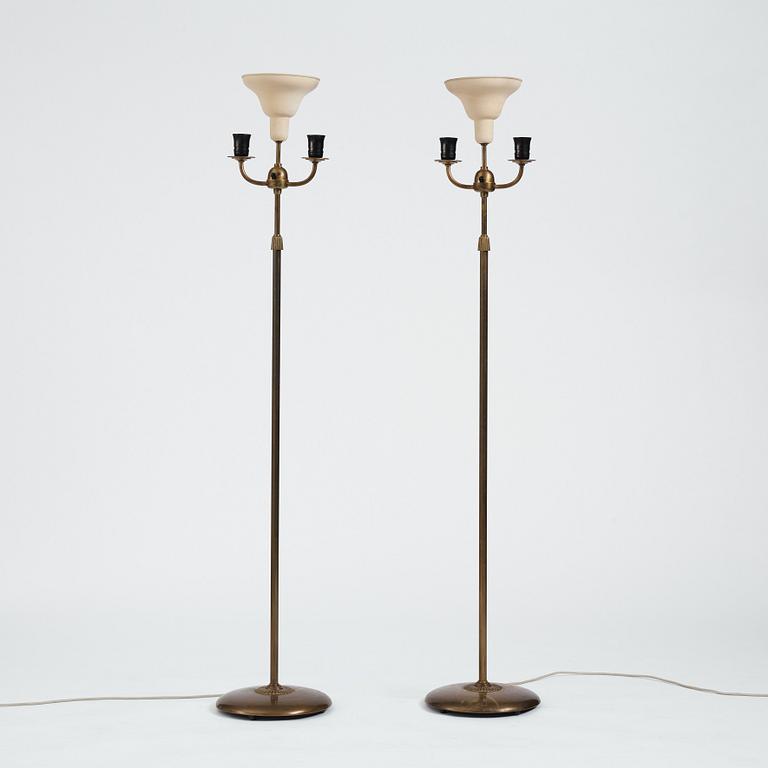Nordiska Kompaniet, golvlampor, ett par, Swedish Grace, 1930-tal.